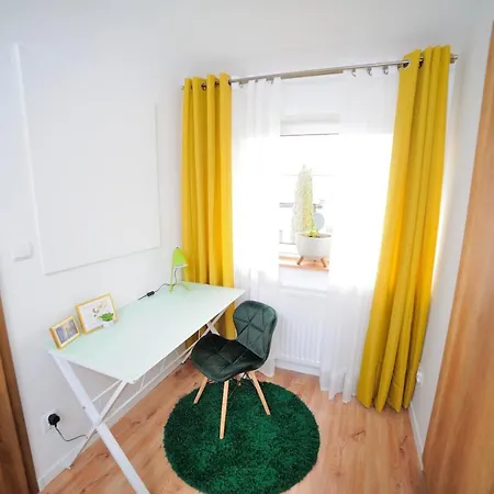 Διαμέρισμα Wlodarska 11 *